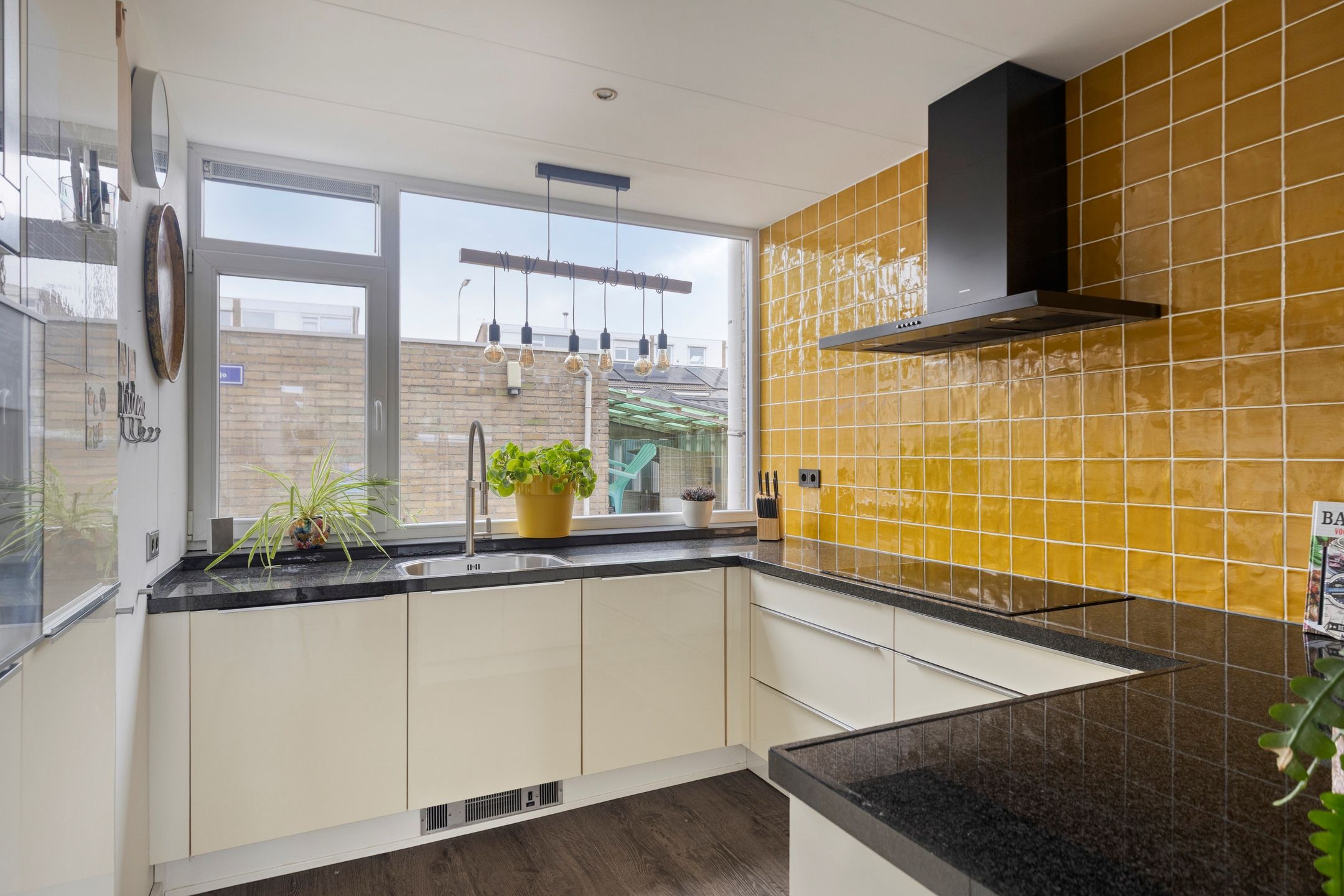 Photo 12 of Johannes Postkwartier 13