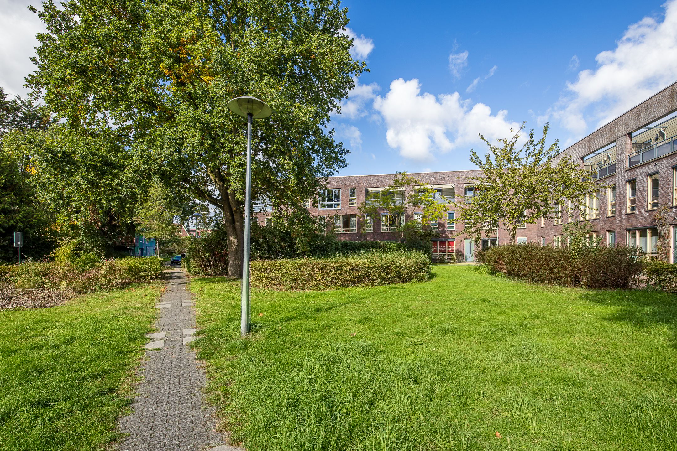 Foto 24 van Lekplantsoen 37