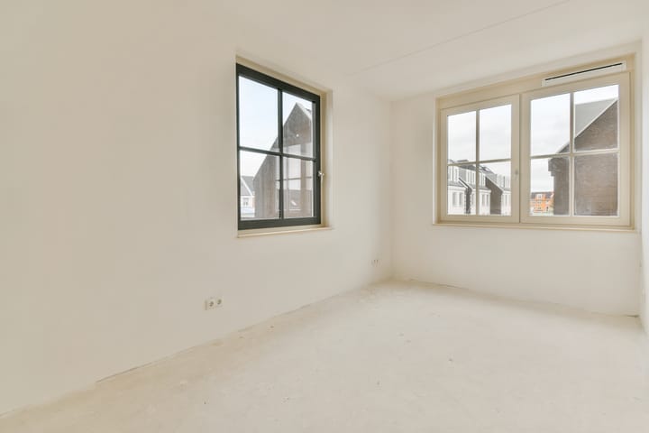 Foto 19 van Petersburgsingel 57