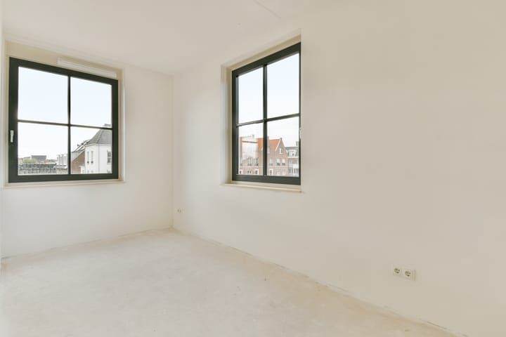 Foto 20 van Petersburgsingel 57