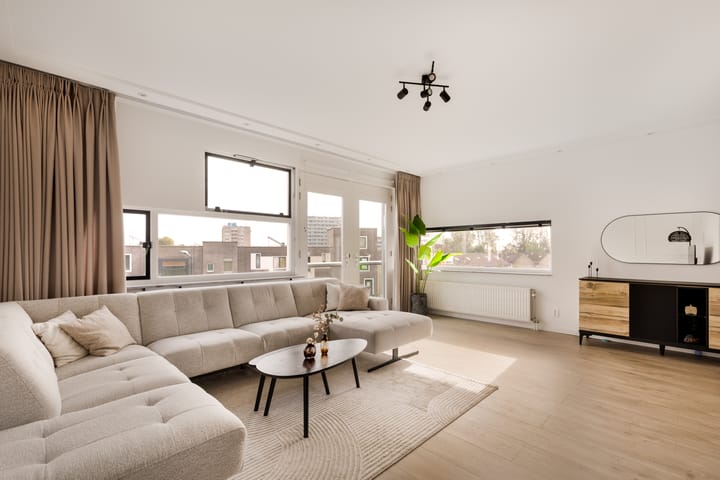 Foto 3 van Leonardo da Vinciplein 92