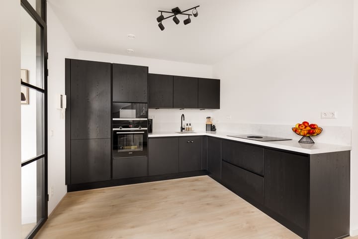 Foto 11 van Leonardo da Vinciplein 92