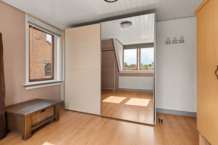 Photo 19 of Sophiastraat 53-A