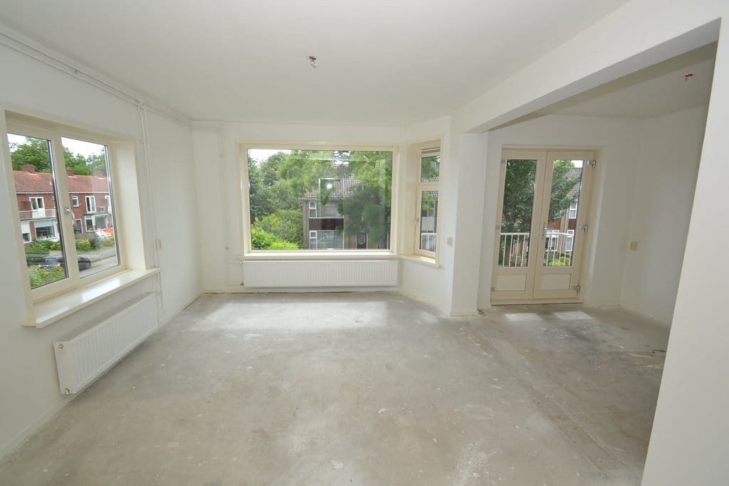 Photo 4 of Honingboomstraat 15-B