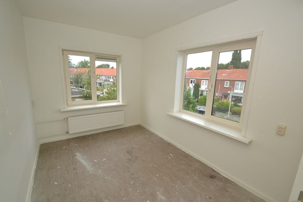 Photo 6 of Honingboomstraat 15-B