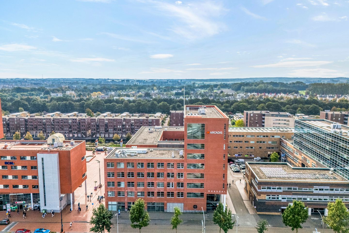 Bekijk foto 2 van Lübeckplein 34