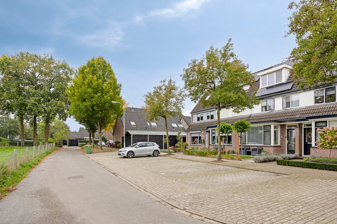 Photo 32 of Goudenregenstraat 38