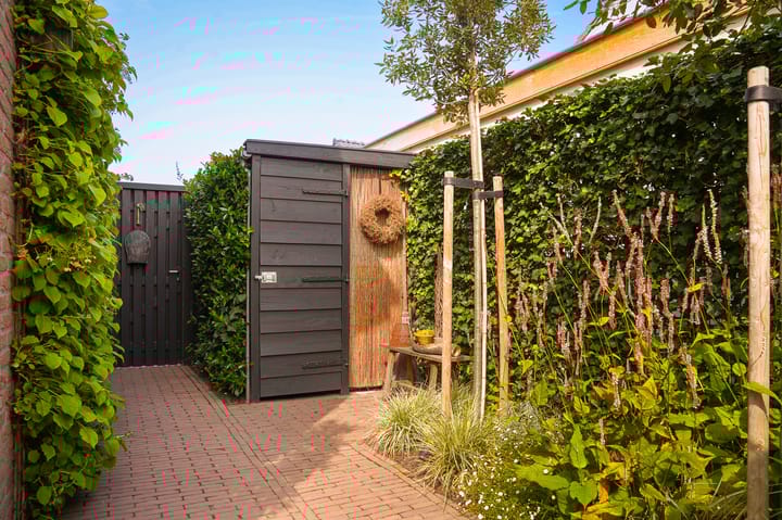 Photo 37 of Meidoornstraat 22