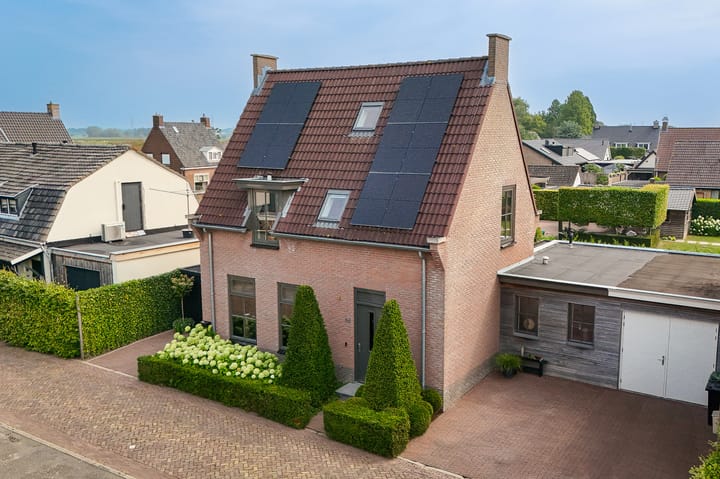 Photo 44 of Meidoornstraat 22