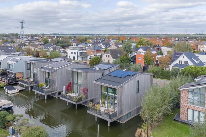 Agata de Bruynkade 12