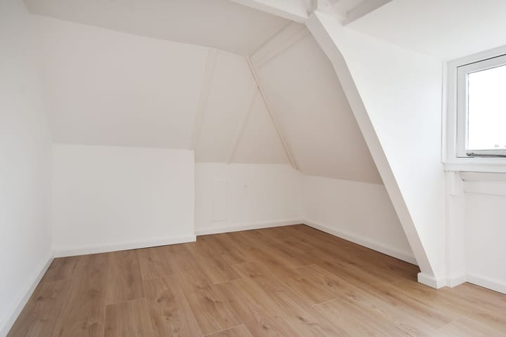 Foto 19 van Hondiusstraat 3