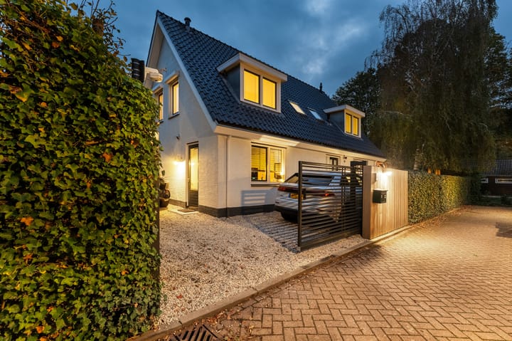 Foto 8 van W.B. van der Veldenstraat 6