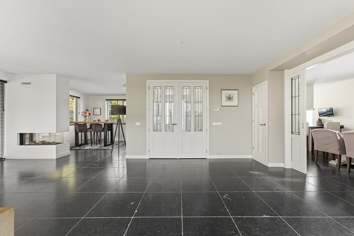 Foto 31 van W.B. van der Veldenstraat 6