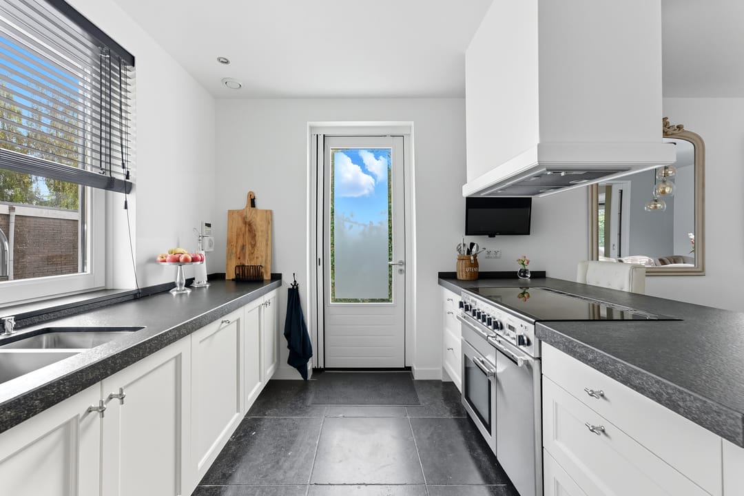 Foto 38 van W.B. van der Veldenstraat 6