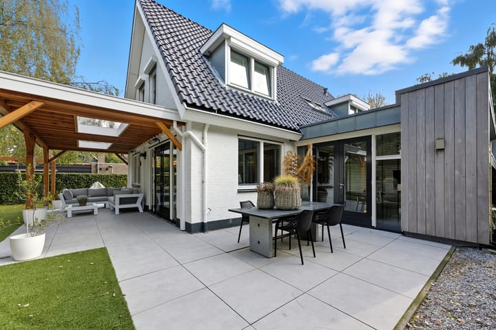 Foto 83 van W.B. van der Veldenstraat 6