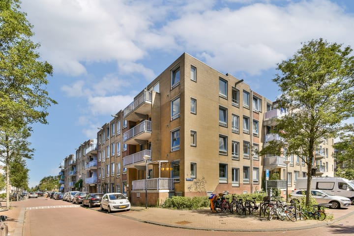 Foto 21 van Sumatrastraat 147-D