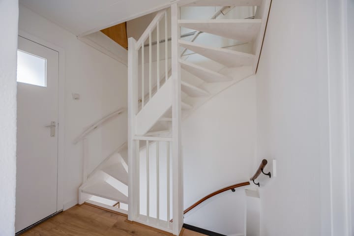 Photo 14 of Prof vd Brinkstraat 38