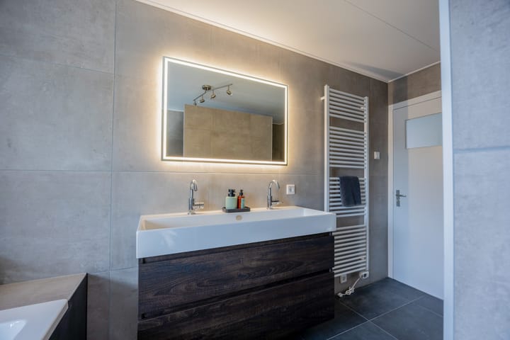 Photo 25 of Prof vd Brinkstraat 38