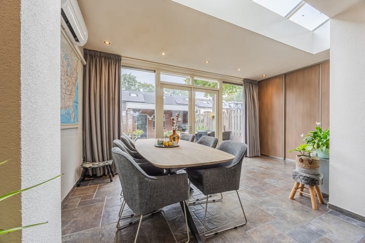 Foto 11 van Raam 532