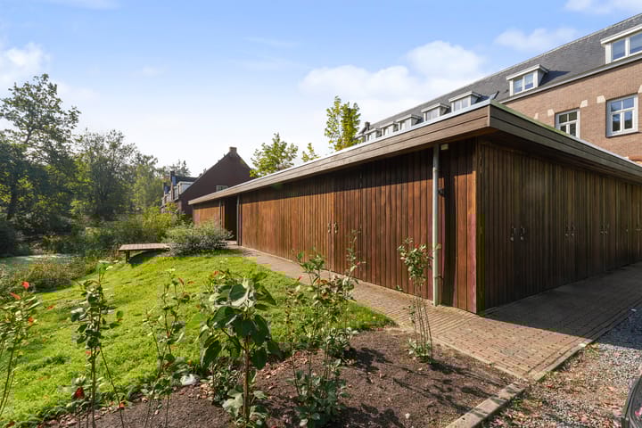 Foto 60 van Sancta Monica 17