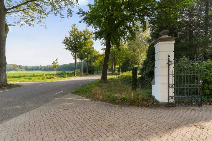 Foto 62 van Sancta Monica 17