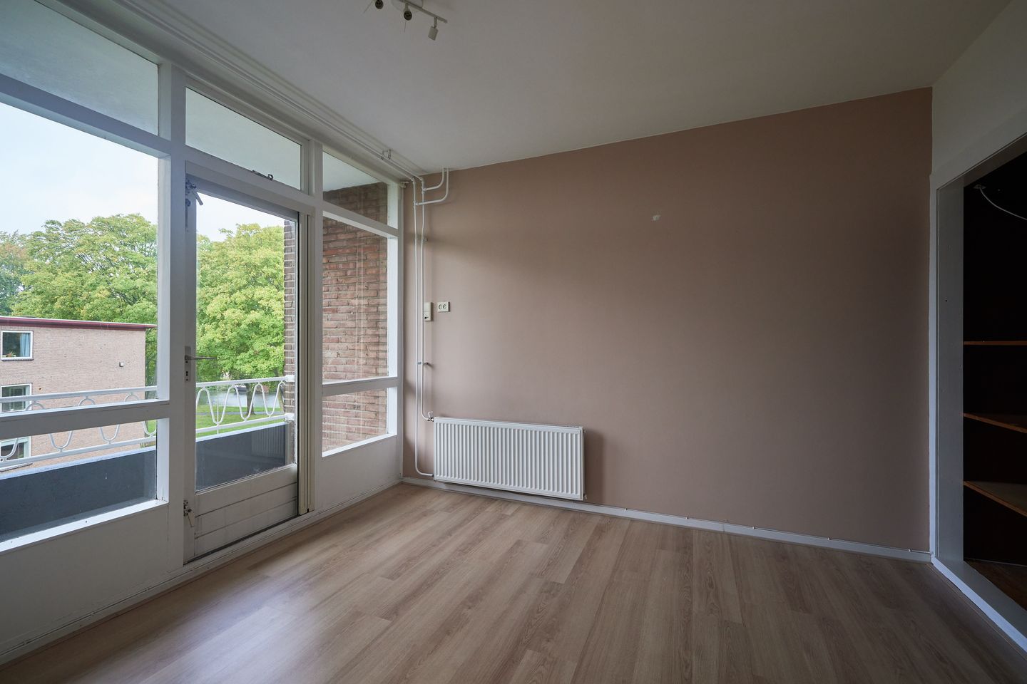 Photo 10 of Vechtplantsoen 18-3