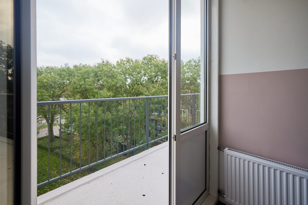 Photo 31 of Vechtplantsoen 18-3