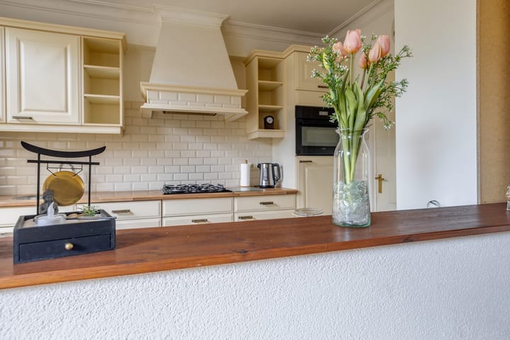 Photo 10 of Heemraadstraat 42