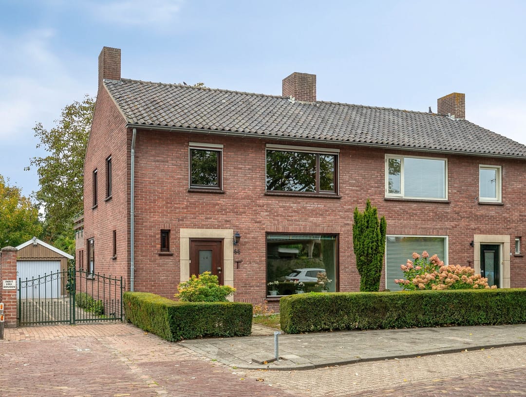 Foto 1 van Sint Genovevastraat 44