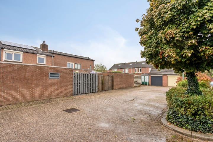 Foto 30 van Hogeweg 28