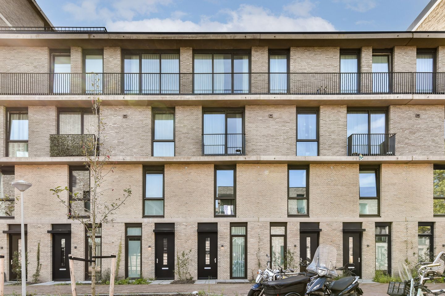 Foto 1 van Steelvlietplein 86