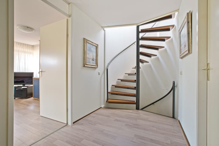 Photo 17 of Borneolaan 6