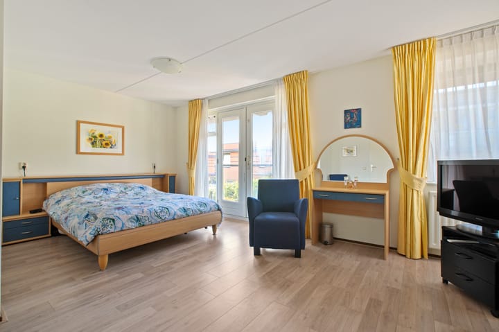 Photo 18 of Borneolaan 6