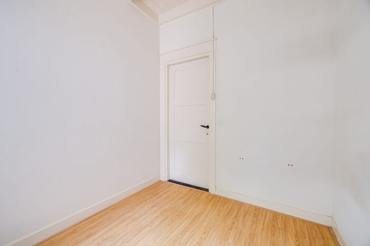 Foto 12 van Weimarstraat 4