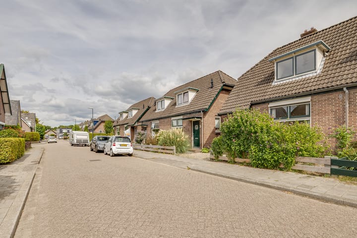 Foto 26 van Weimarstraat 4