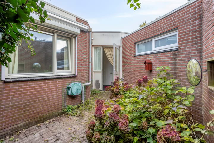 Photo 21 of Nordhornsestraat 79