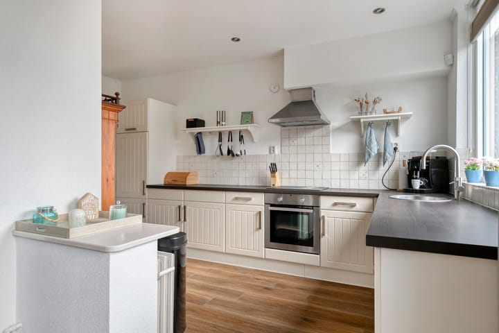 Foto 15 van Pastoor van Weesstraat 22