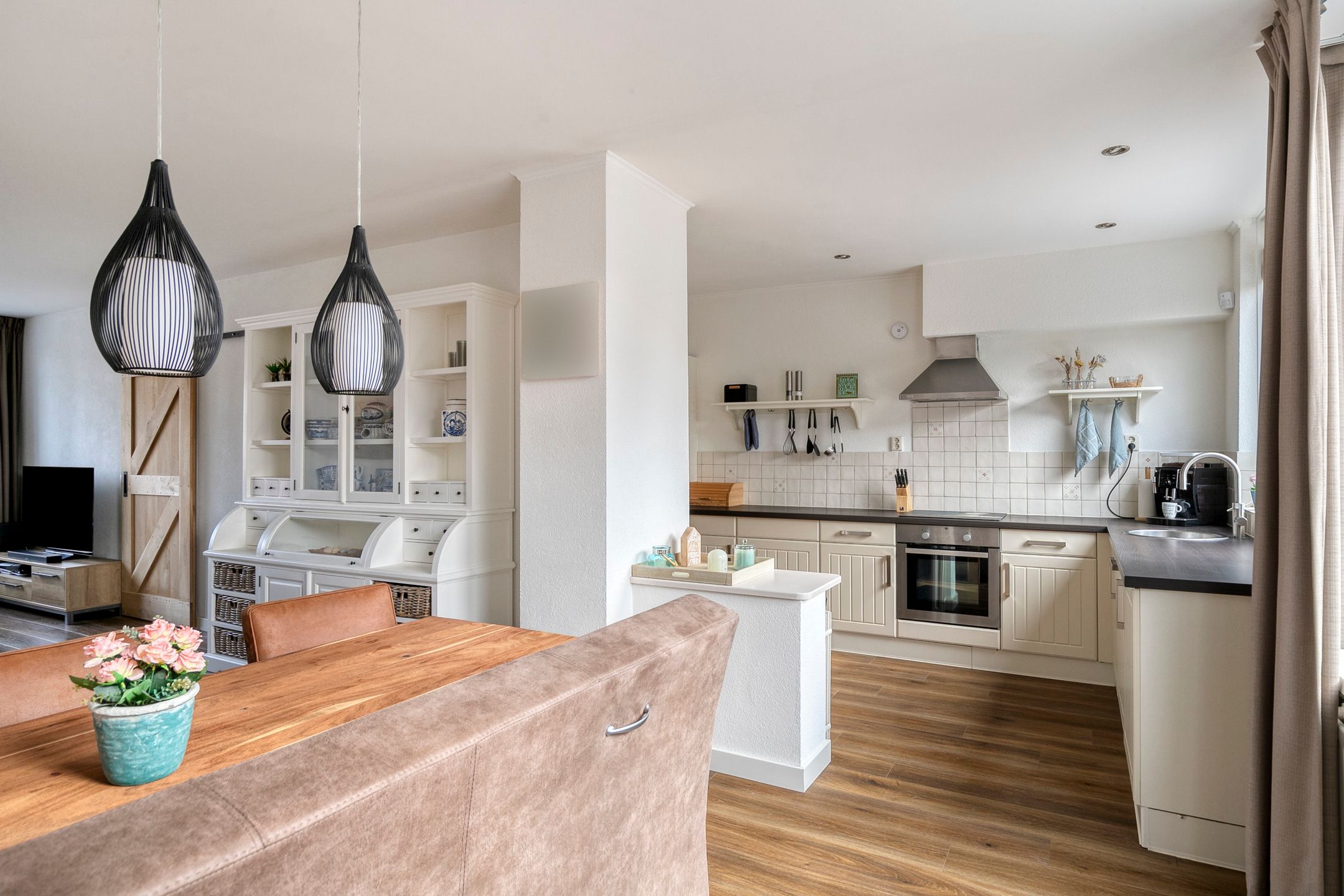 Foto 18 van Pastoor van Weesstraat 22