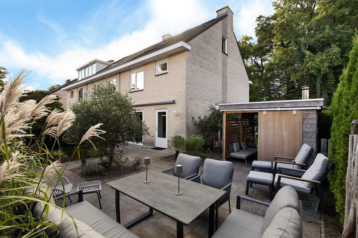 Foto 1 van Dokter de Voslaan 30