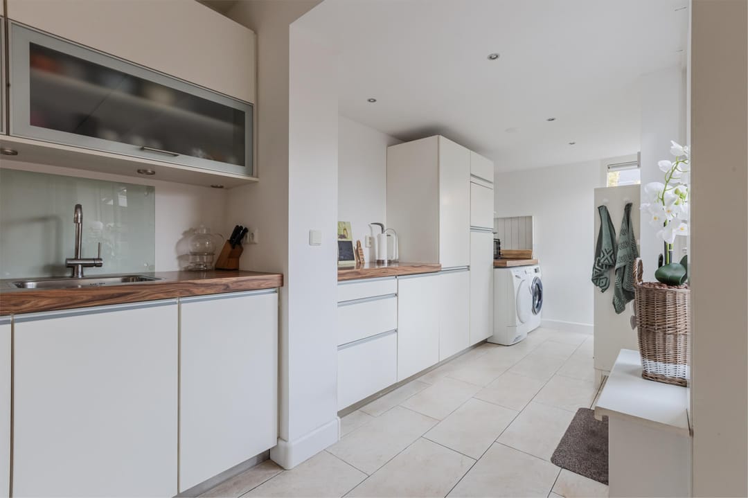 Foto 17 van Titus Brandsmastraat 12