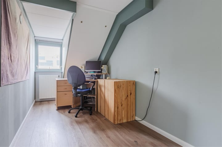 Photo 40 of Titus Brandsmastraat 12