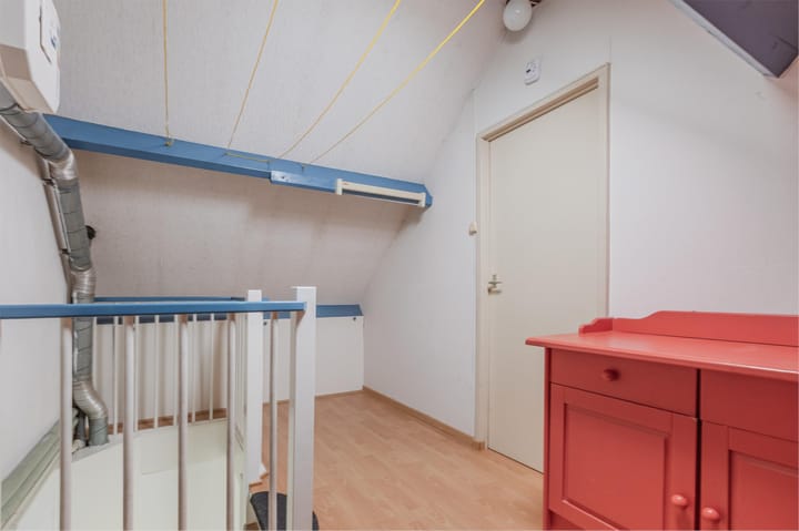 Photo 43 of Titus Brandsmastraat 12