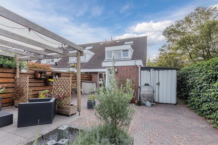 Photo 53 of Titus Brandsmastraat 12