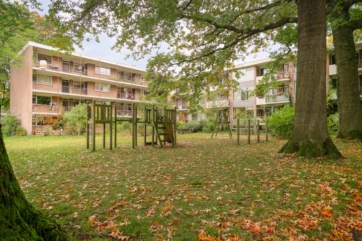 Foto 19 van Van der Waalsstraat 12-I