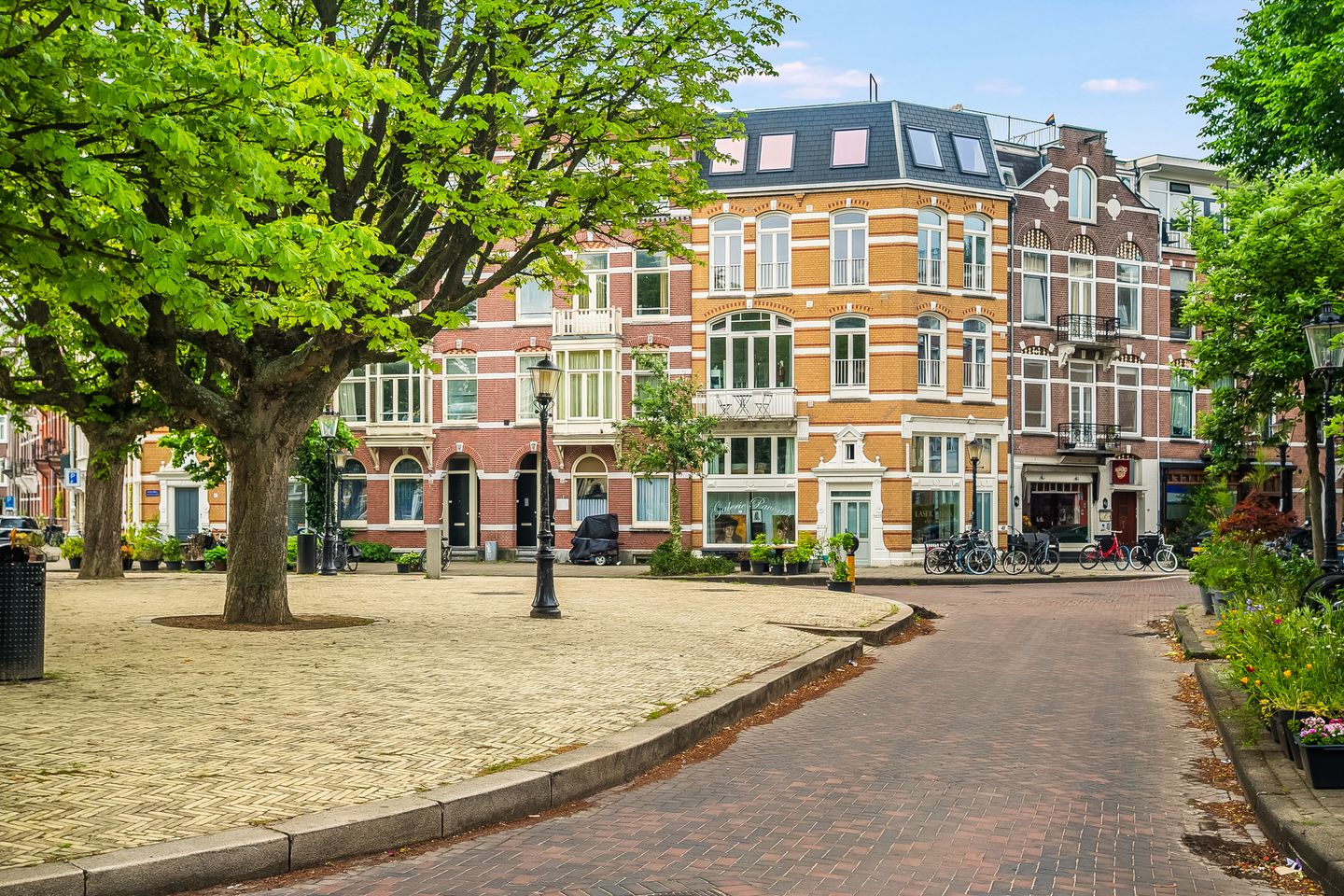 Bekijk foto 1 van Hogeweg 42-A