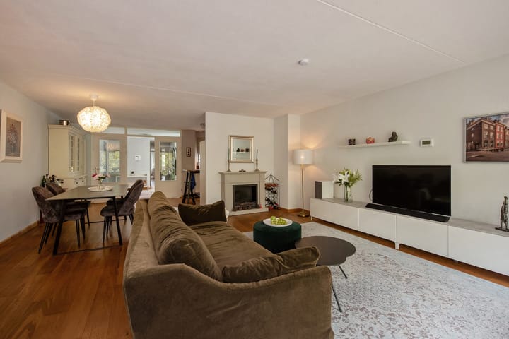 Photo 15 of Vaandelstraat 11