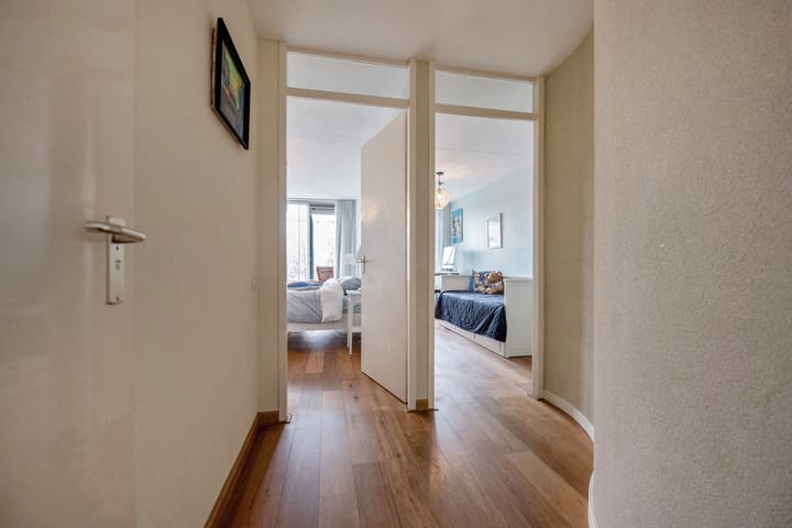 Photo 26 of Vaandelstraat 11