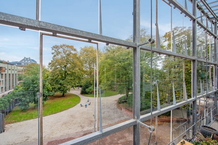 Photo 31 of Vaandelstraat 11