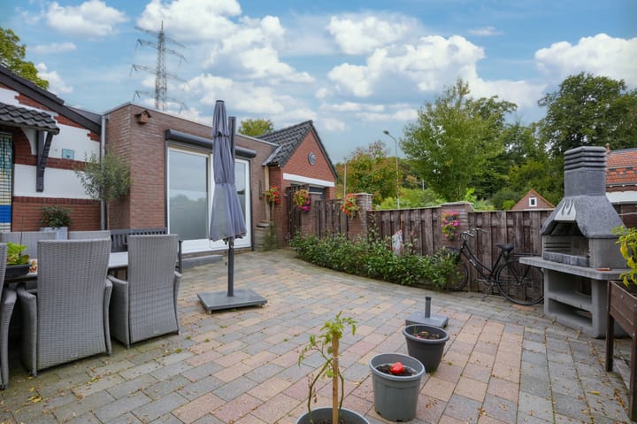 Foto 16 van Rector Meussenstraat 37