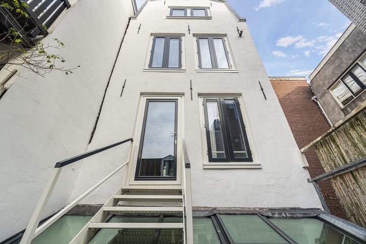 Foto 33 van Hazenstraat 68